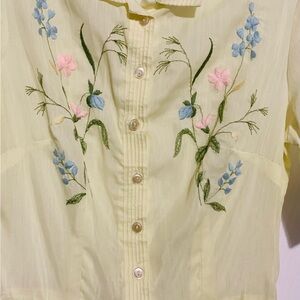 Vintage Charming Yellow Floral Embroidered Women’s Dress